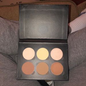 Anastasia Beverly Hills contour kit